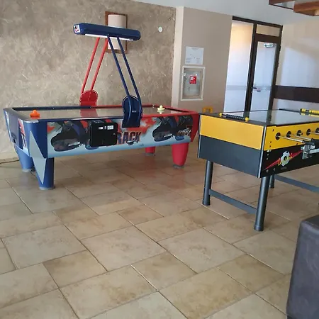 Zax B7 In Terra Complex *