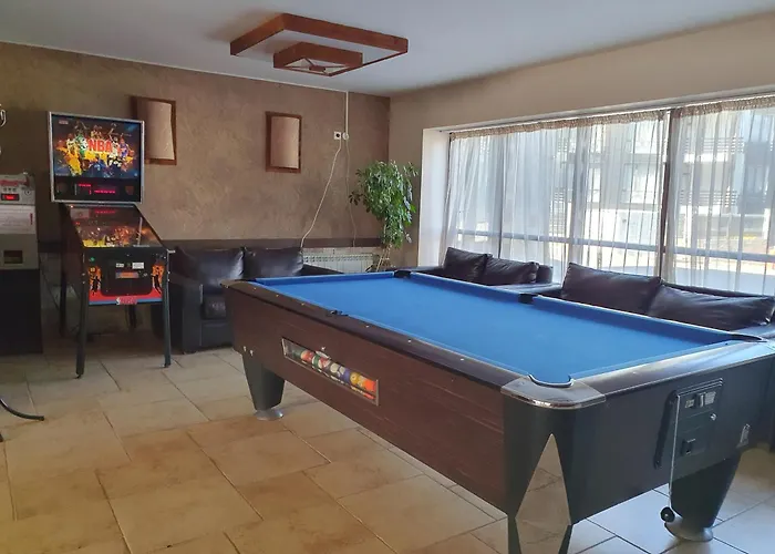 Zax B7 In Terra Complex